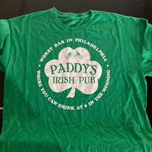 It’s always sunny in Philadelphia Paddy’s Pub T